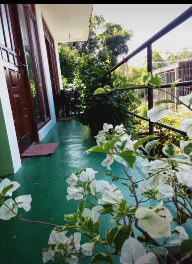 Elegant Home Stay Ella Exterior photo