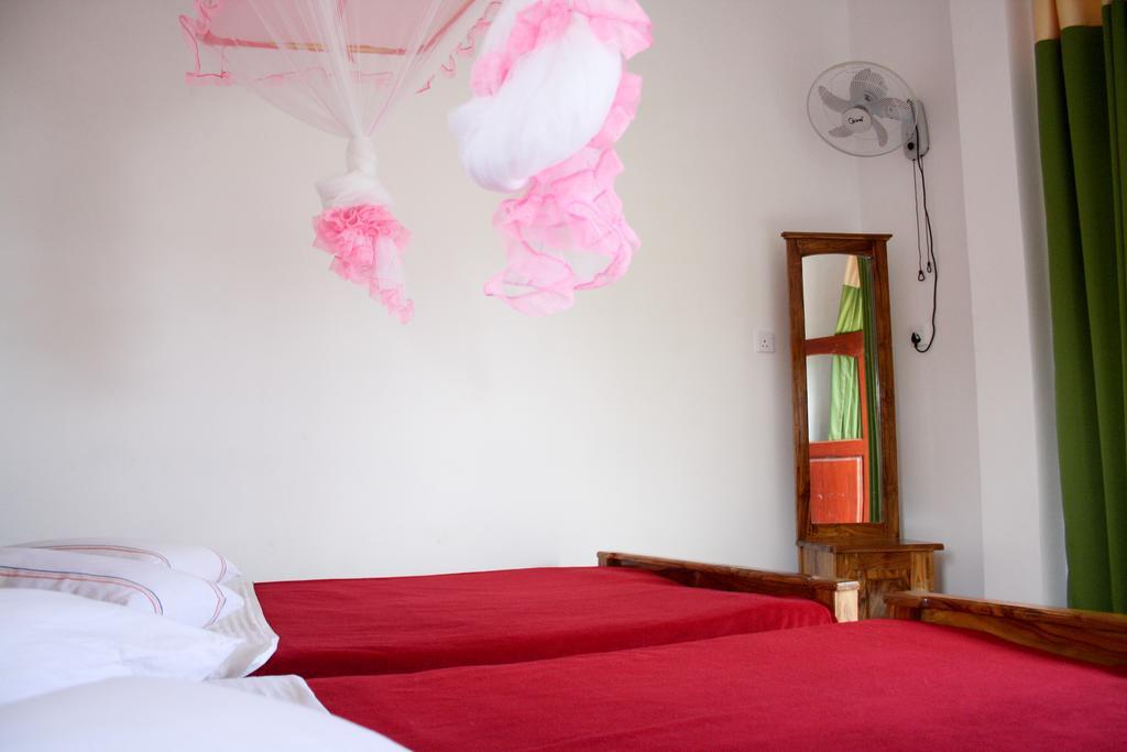 Elegant Home Stay Ella Exterior photo