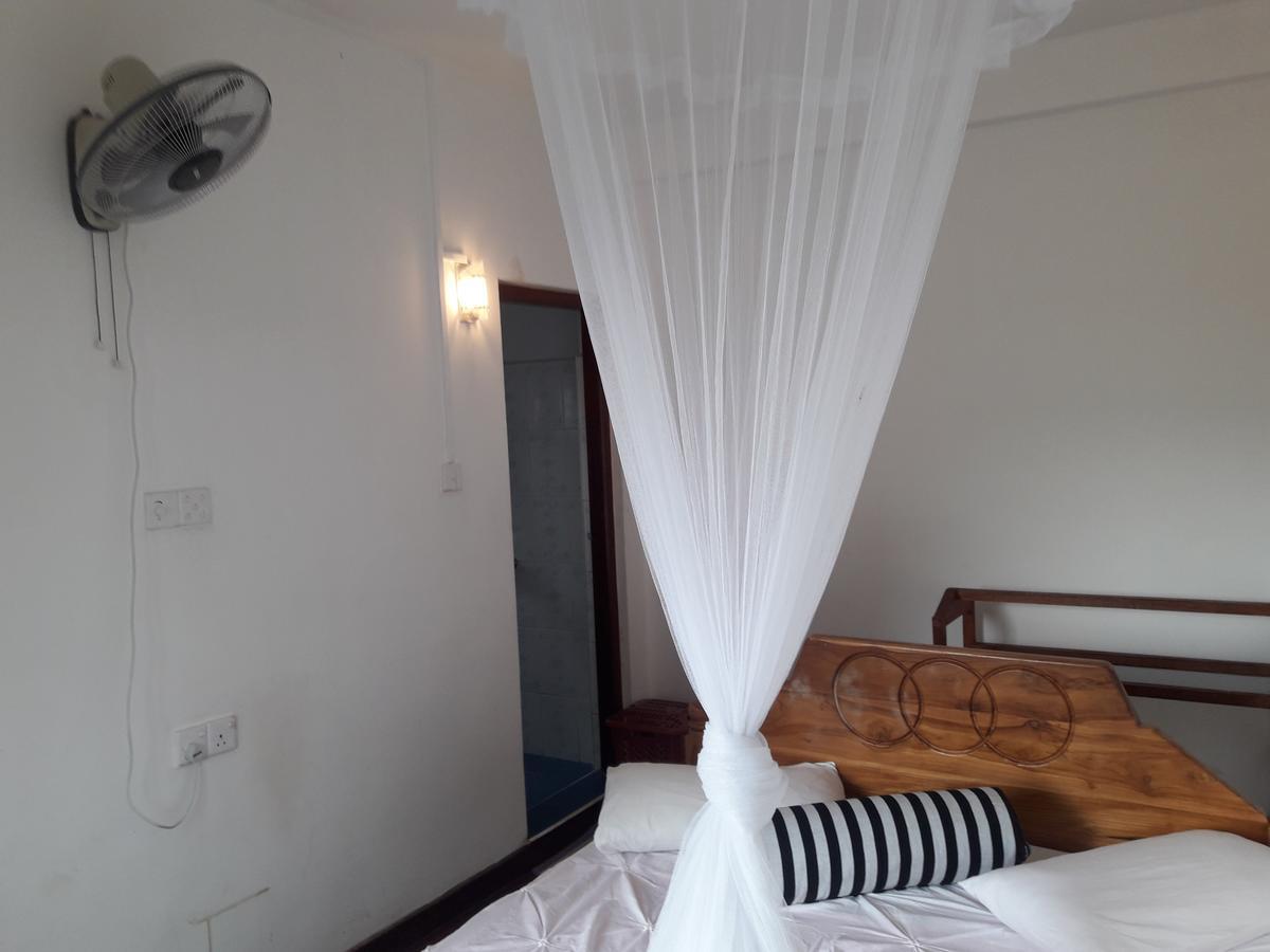 Elegant Home Stay Ella Exterior photo